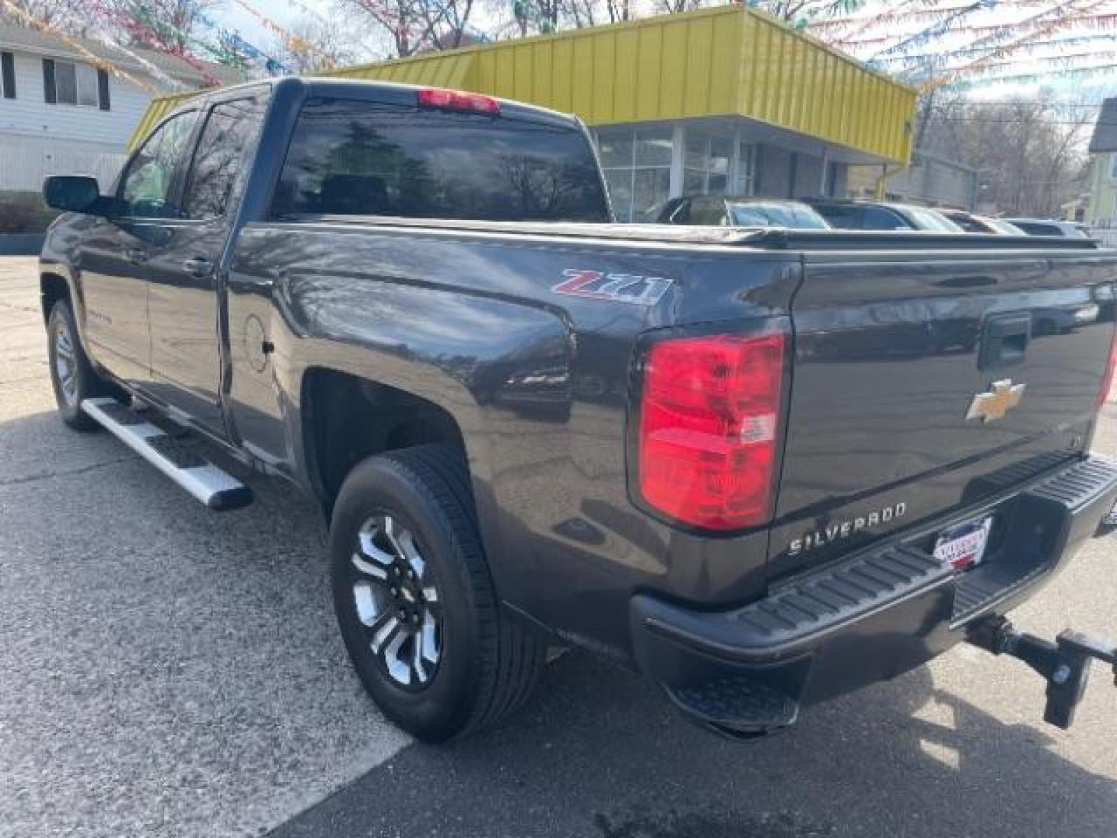 2016 Black /Jet Black, cloth Chevrolet Silverado 1500 LT Double Cab 4WD (1GCVKREC3GZ) with an 5.3L V8 OHV 16V engine, 6-Speed Automatic transmission, located at 3301 W Hwy 13, Burnsville, MN, 55337, (952) 460-3200, 44.775333, -93.320808 - Photo #3