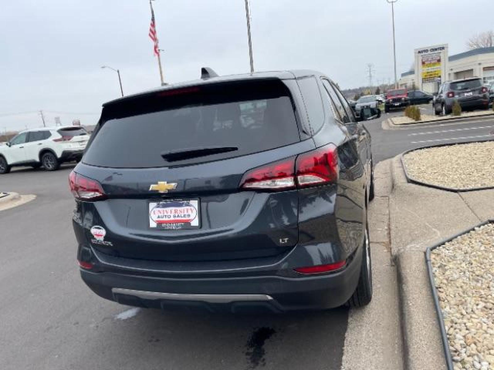 2022 Iron Gray Metallic Chevrolet Equinox LT 1.5 2WD (2GNAXKEV9N6) with an 1.5L L4 DIR DOHC 16V TURBO engine, 6-Speed Automatic transmission, located at 745 S Robert St, St. Paul, MN, 55107, (651) 222-2991, 44.923389, -93.081215 - Photo #4
