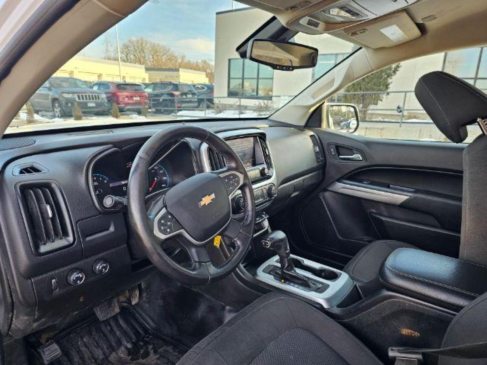 2020 Summit White Chevrolet Colorado Z71 Ext. Cab 4WD (1GCHTCEA5L1) with an 2.5L L4 DOHC 16V GAS engine, 6-Speed Automatic transmission, located at 745 S Robert St, St. Paul, MN, 55107, (651) 222-2991, 44.923389, -93.081215 - Photo #19